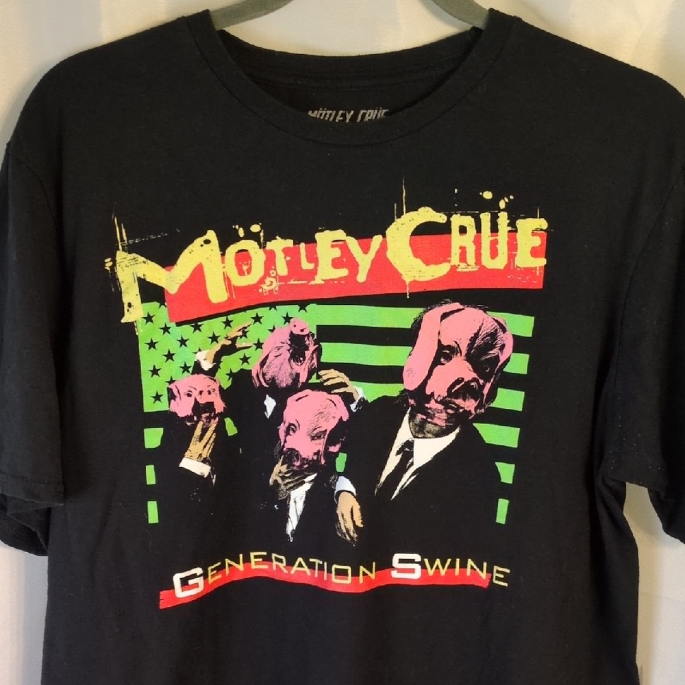 Motley Crue Black Graphic Tee